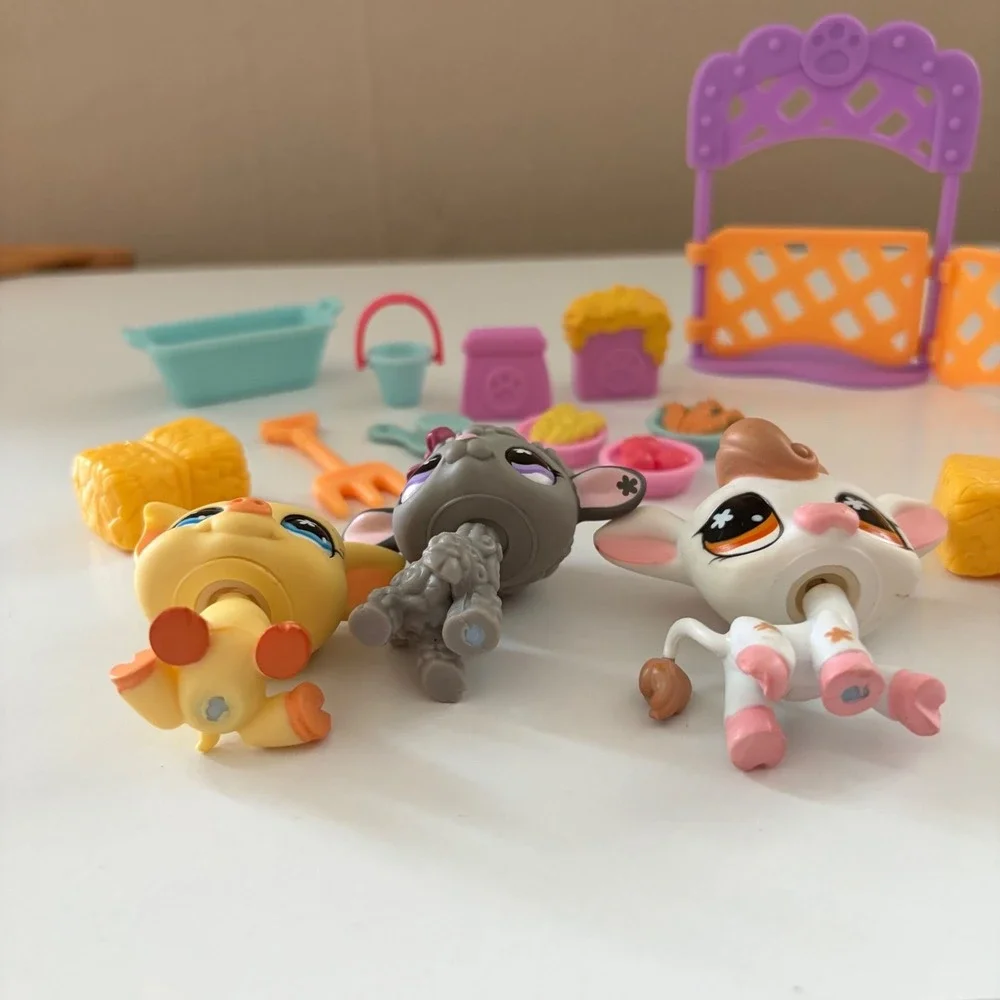 Littlest Pet Shop Pet Lovin Zoo Set Pig #475 Cow #476 Lamb #477 Accessories Farm